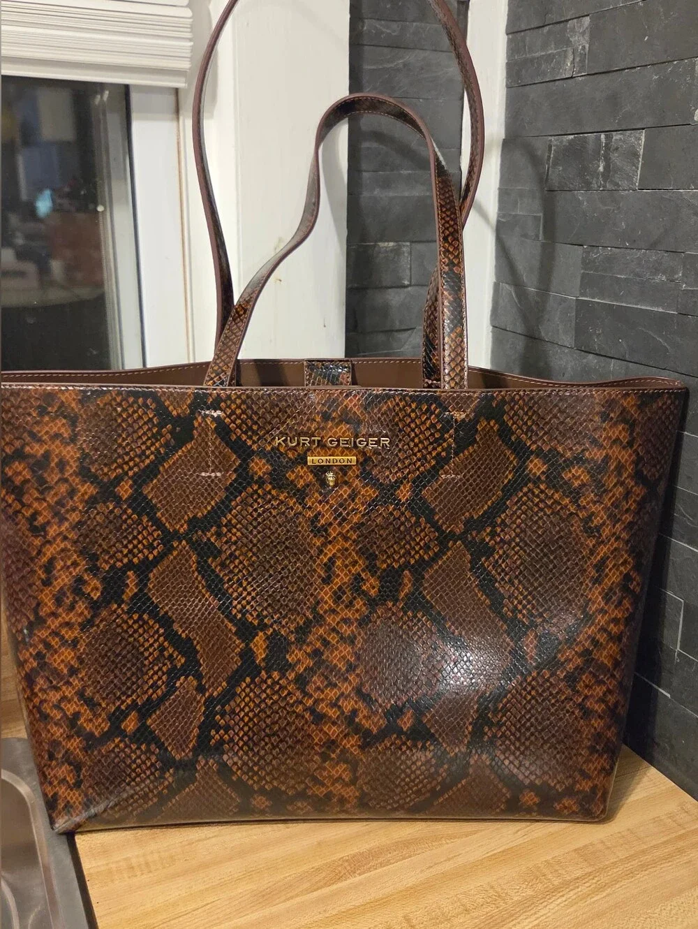 Kurt Geiger NWT Brown Snakeskin Tote & Dustbag